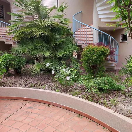 Le Palmier, Jardin Privatif, 200m, Classe 3 Etoiles, Climatise, Wifi, Garage, Renove דירה קבלייר-סור-מר