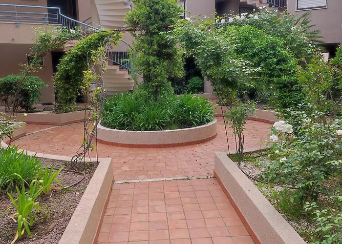 Le Palmier, Jardin Privatif, 200m, Classe 3 Etoiles, Climatise, Wifi, Garage, Renove קבלייר-סור-מר